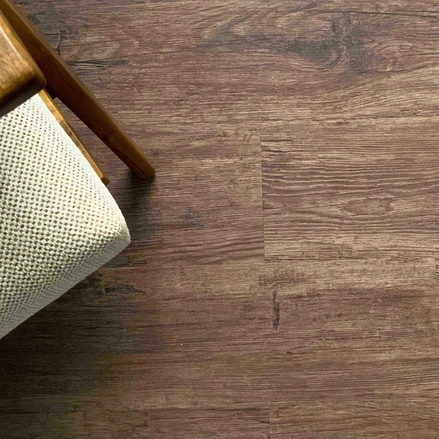 Design Is Personal Easy Lay Luxury Vinyl Floor Planks Henna 7-in Wide X 5-mm Thick Waterproof Luxury Vinyl Plank Flooring (23.33-sq Ft)