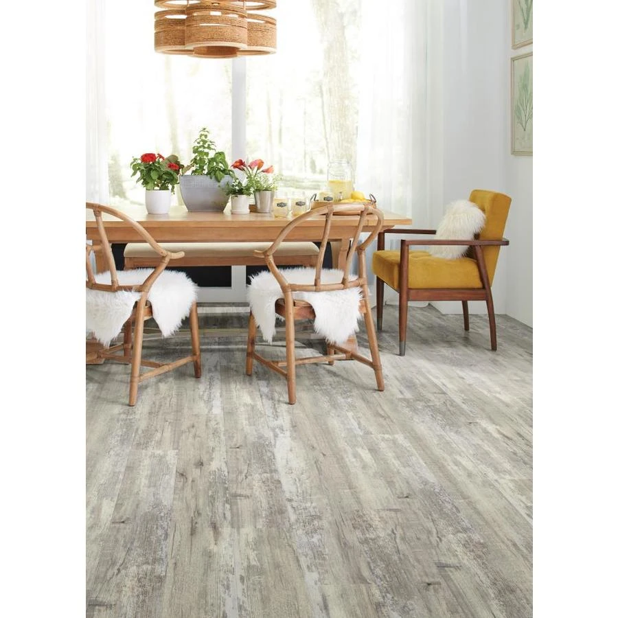Shaw Newcastle 8-Piece 7-in X 48.03-in Drawbridge Luxury Vinyl Plank Flooring - Image 5
